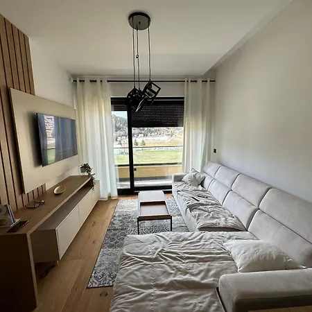 Апартаменты Lara Winter Park Белашница