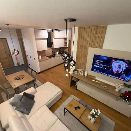 Lara Winter Park Белашница